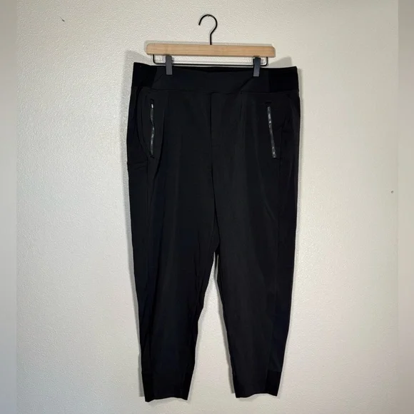 Athleta Trekkie North High Rise Jogger Black 16 C34 - Picture 3 of 10